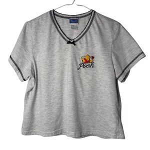 Vintage Pooh T-Shirt Embroidered with Bow Women’s Large